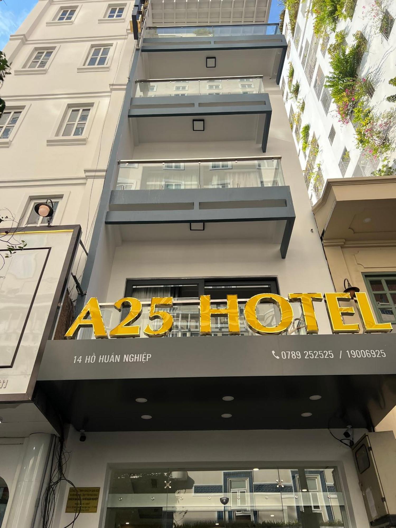 A25 Hotel - 14 Ho Huan Nghiep Хошимін Екстер'єр фото