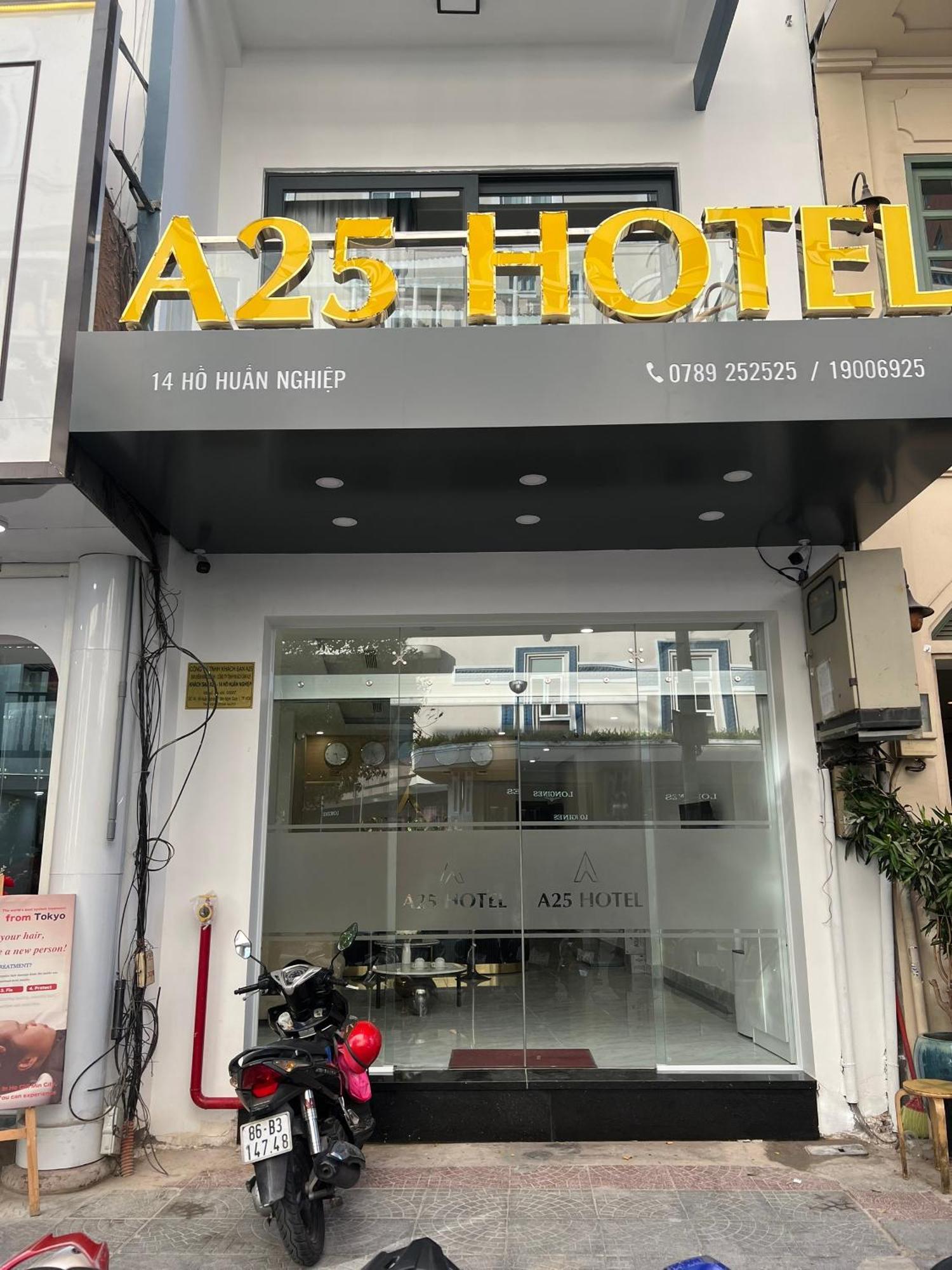 A25 Hotel - 14 Ho Huan Nghiep Хошимін Екстер'єр фото